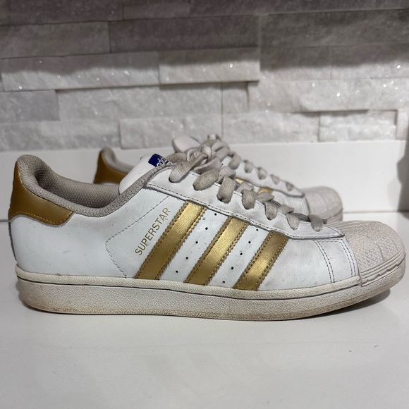 adidas Originals Women's Superstar Sneaker - Picture 5 of 8